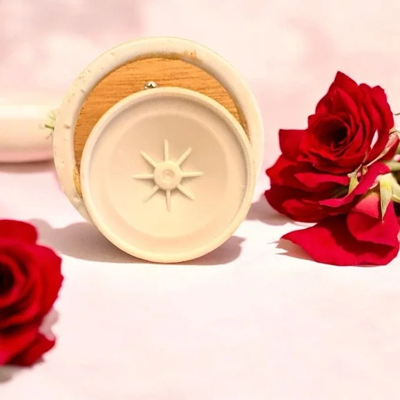 Vintage Flambro Fine Porcelain Rotating Music Box With Little Girl Taiwan - Picture 10 of 11